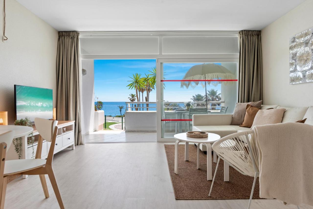 Frontline Beach Apartment Miraflores Sitio de Calahonda Luaran gambar