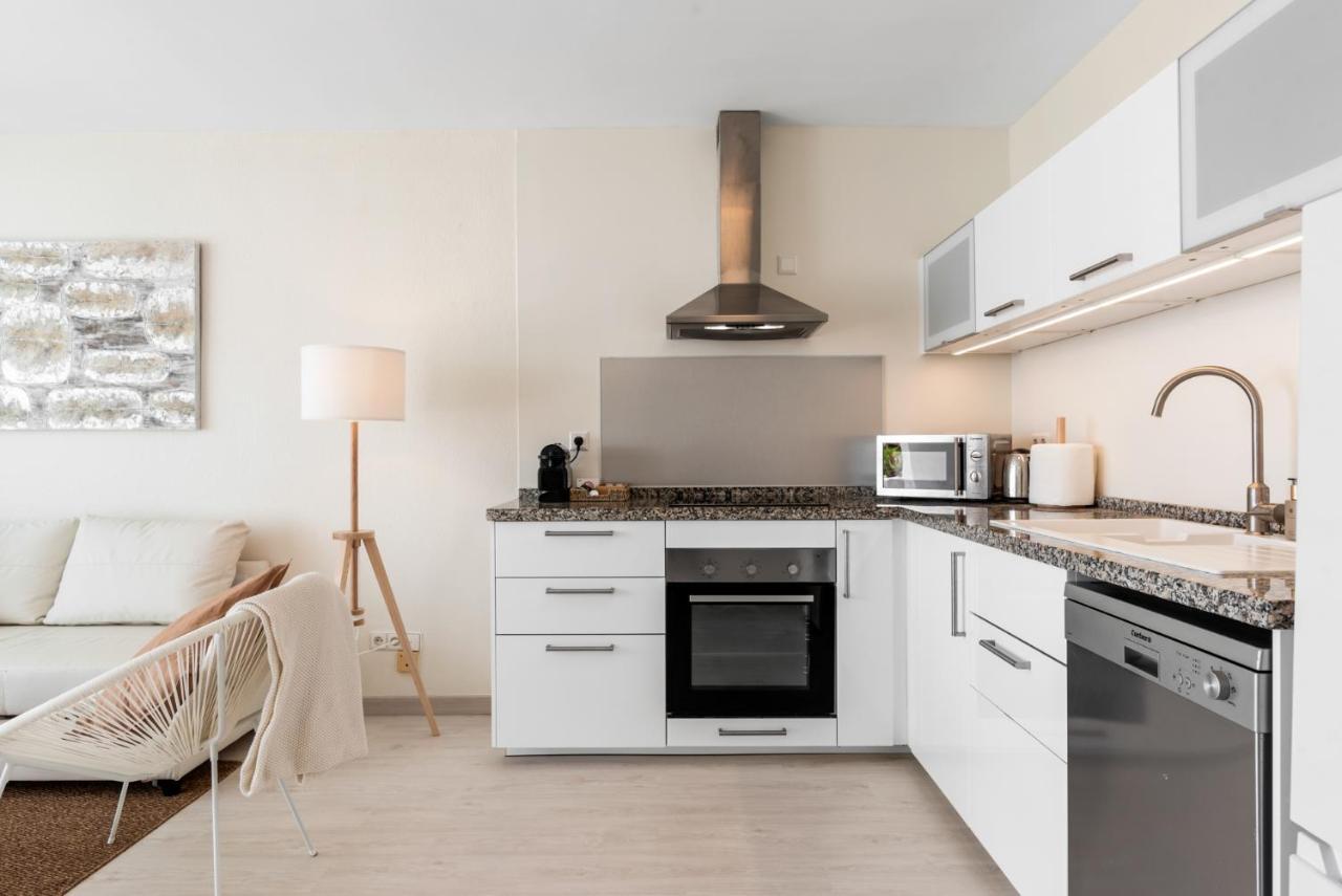 Frontline Beach Apartment Miraflores Sitio de Calahonda Luaran gambar