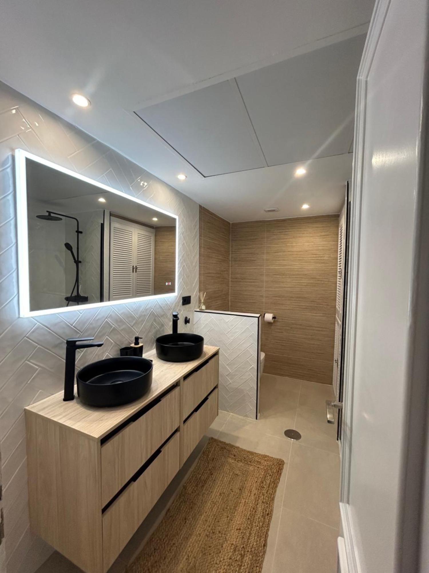 Frontline Beach Apartment Miraflores Sitio de Calahonda Luaran gambar