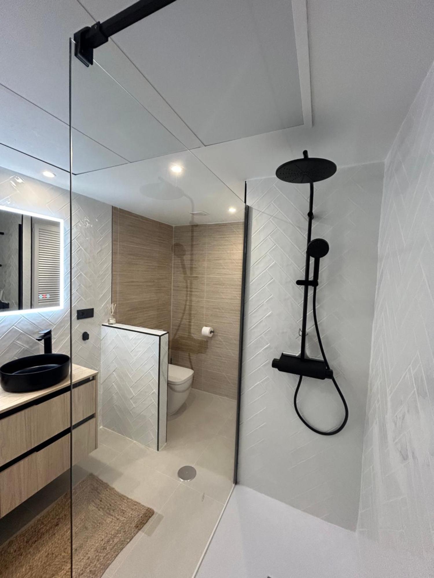 Frontline Beach Apartment Miraflores Sitio de Calahonda Luaran gambar